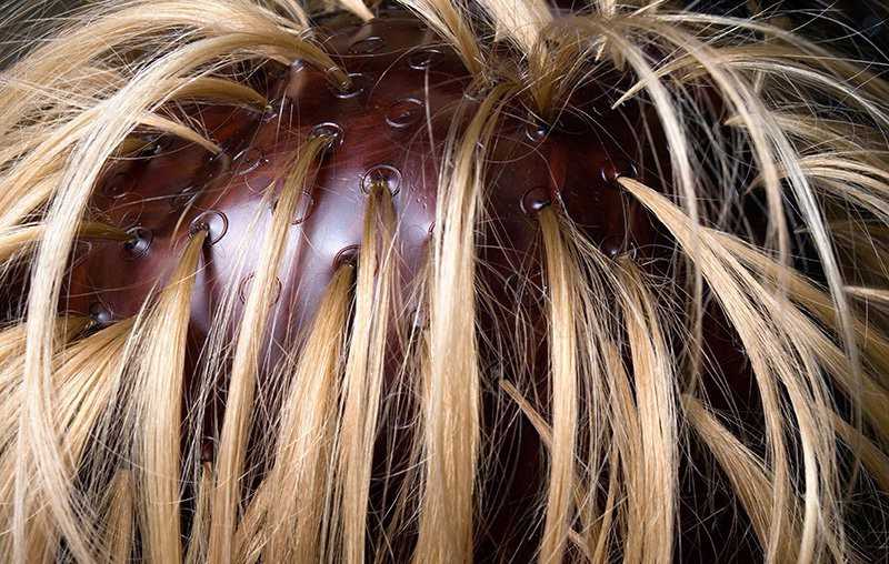 Сколько держится мелирование волос