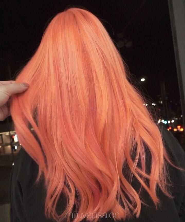 Цвет волос персик
