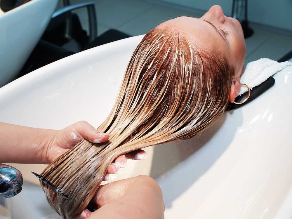 Осветление волос в салоне - как и чем проводится процедура в парикмахерских