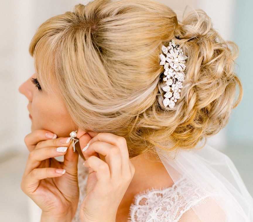 Виды красивых свадебных причесок на короткие волосы, как уложить