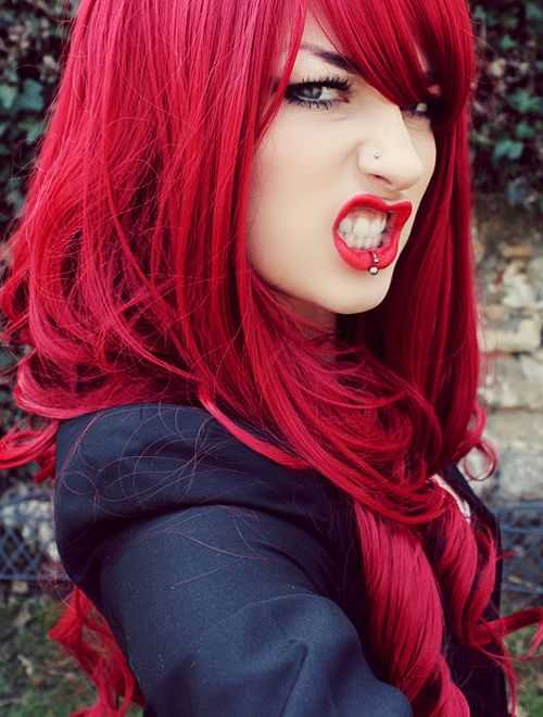 Бордовый цвет волос: обзор красок и 23 фото с идеями окрашивания