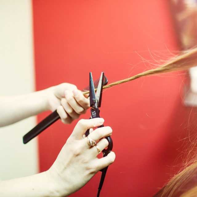 Полировка волос ножницами или стрижка горячими ножницами от секущихся концов по всей длине: что лучше, отзывы, видео