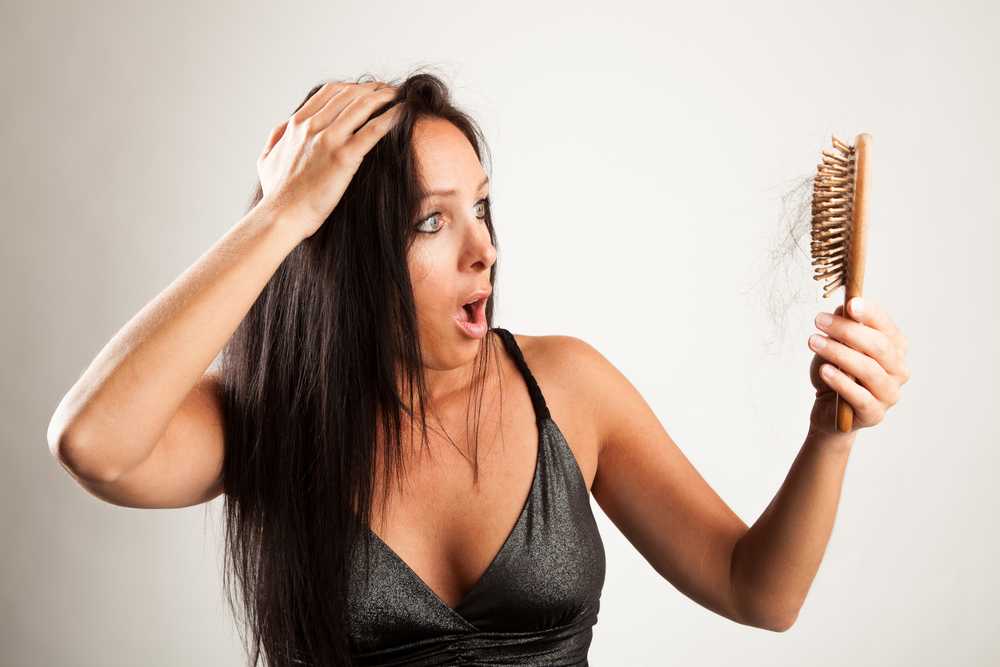 Выпадают волосы на бровях у мужчин и женщин: что делать