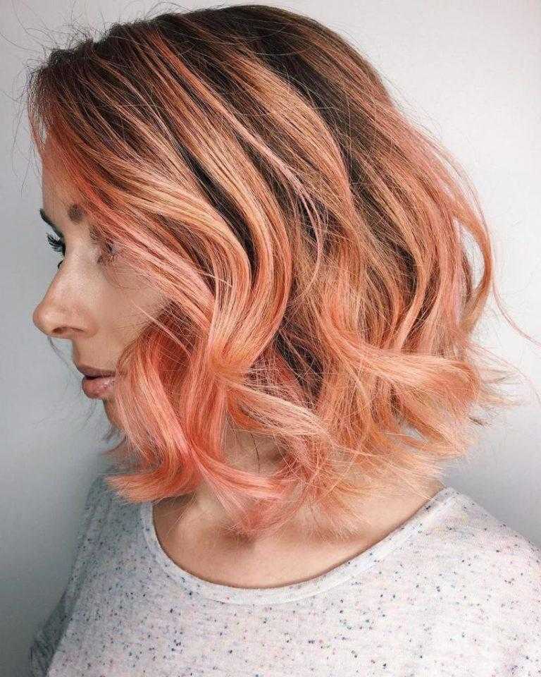 Персиковый цвет волос - стильные идеи 2021 года - zachiska