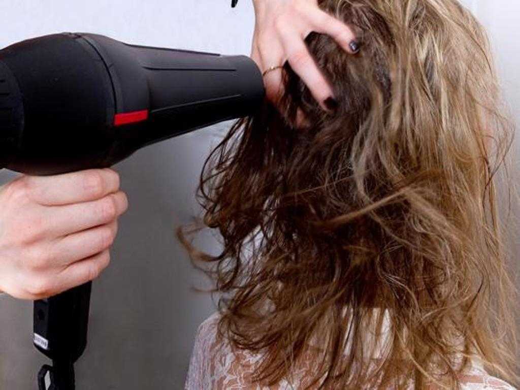 Как за 5 минут быстро высушить волосы без фена