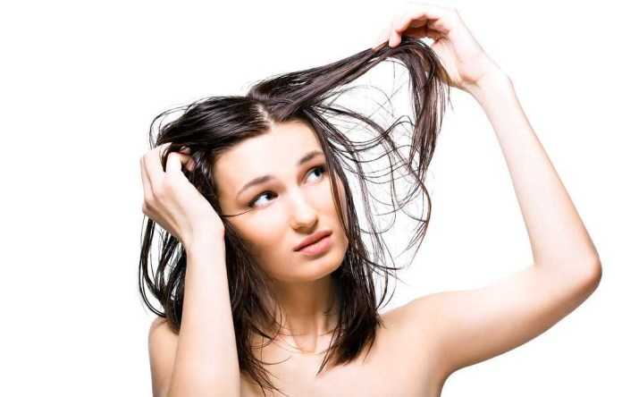 Почему быстро грязнятся волосы на голове, причины проблемы Как правильно мыть шевелюру, рекомендации по уходу, питанию Выбор шампуня для жирных, быстро загрязняющихся волос, полезные и опасные компоненты в составе