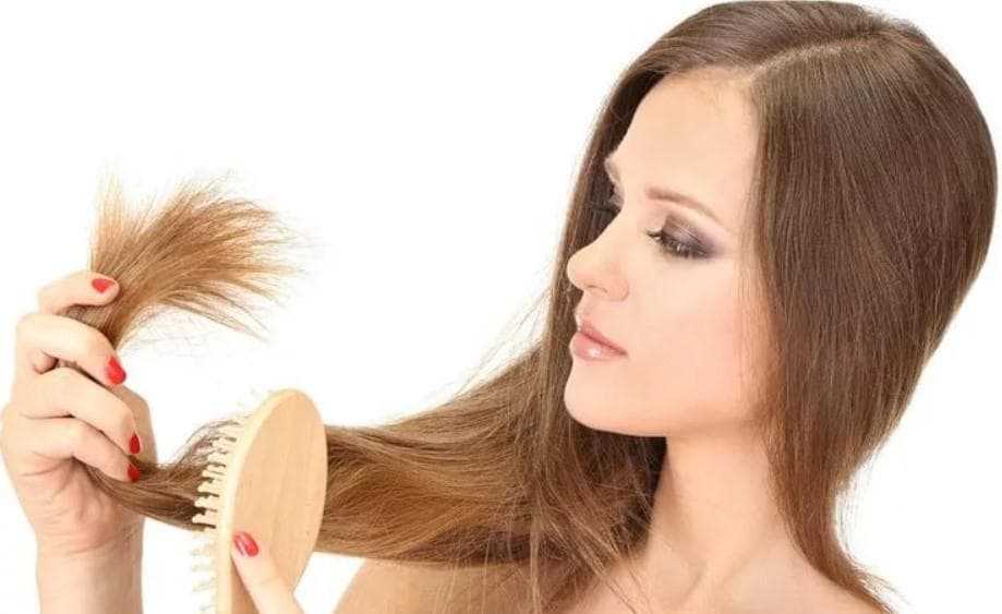 Как ухаживать за жирными волосами?