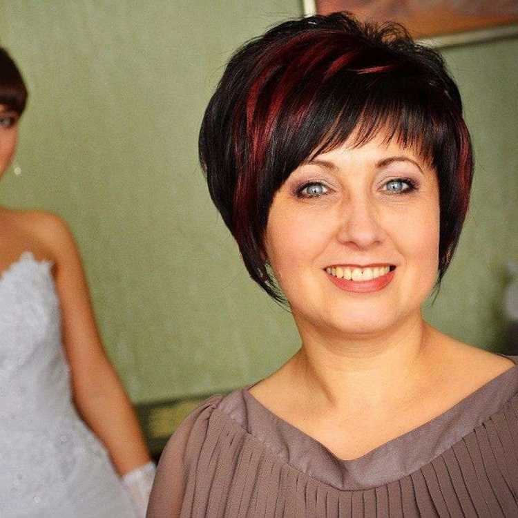Свадебная прическа на короткие волосы для полных женщин